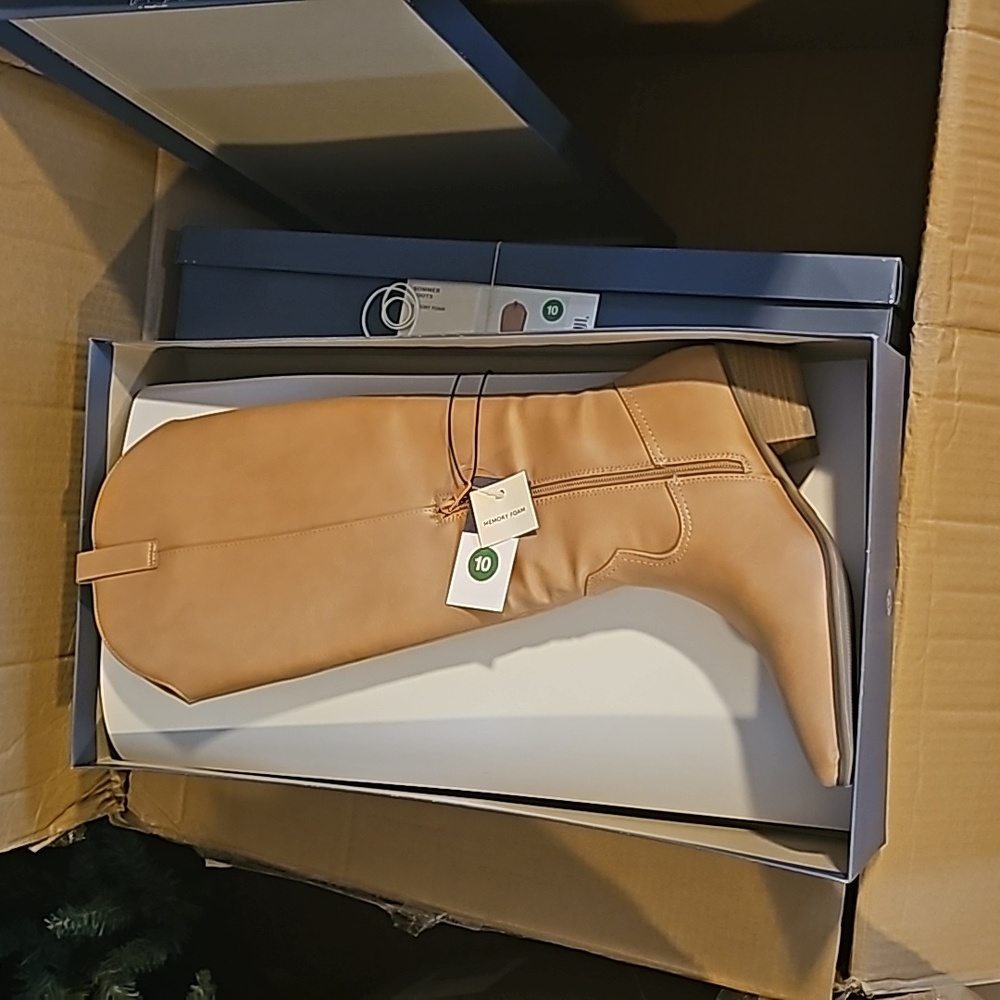 Universal Thread Good co. Cowgirl Boots women's size 10